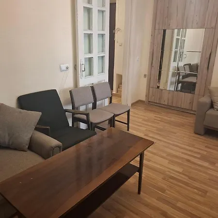 Apartment In The Heart Of Yerevan Near Republic Square Exterior photo